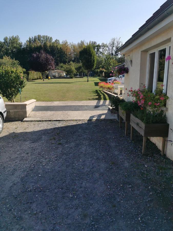 Bienvenue Chez Moi A Concevreux Bed & Breakfast エクステリア 写真